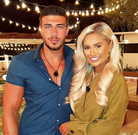 molly mae and tomm|Love Island stars Molly.